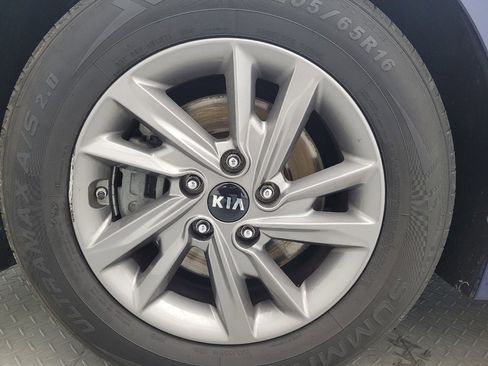 Used 2020 Kia Optima LX image 31