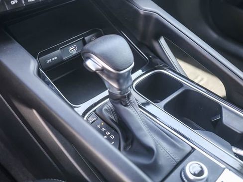 Certified 2024 Kia Telluride LX FWD image 21