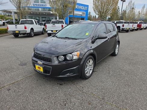 Used 2015 Chevrolet Sonic LT w/ Fun and Sun Package image 1