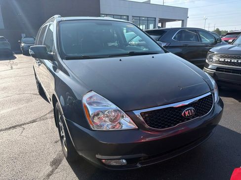 Used 2014 Kia Sedona EX FWD image 5
