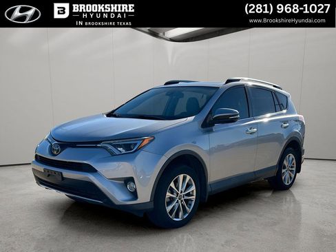 Used 2018 Toyota RAV4 Limited image 1