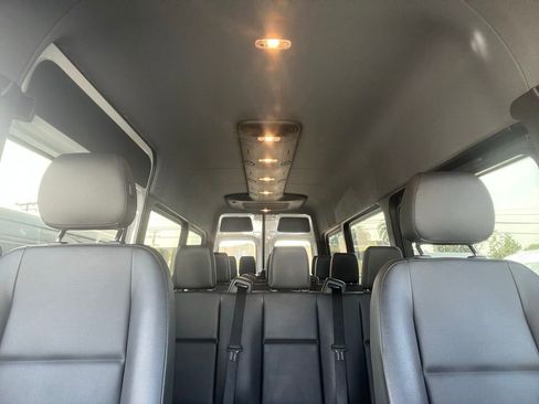 Used 2023 Mercedes-Benz Sprinter 2500 w/ Acoustic Package image 20