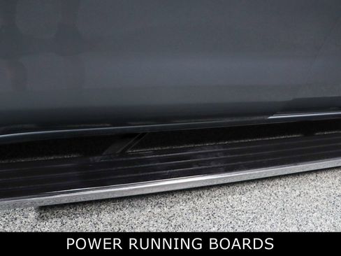 Used 2021 Chevrolet Silverado 1500 High Country image 12