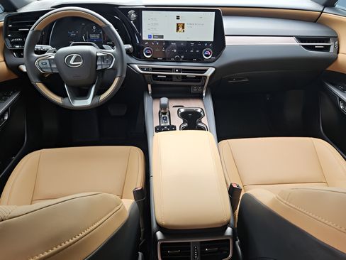 Used 2025 Lexus RX 350 Premium w/ Convenience Package FWD image 12