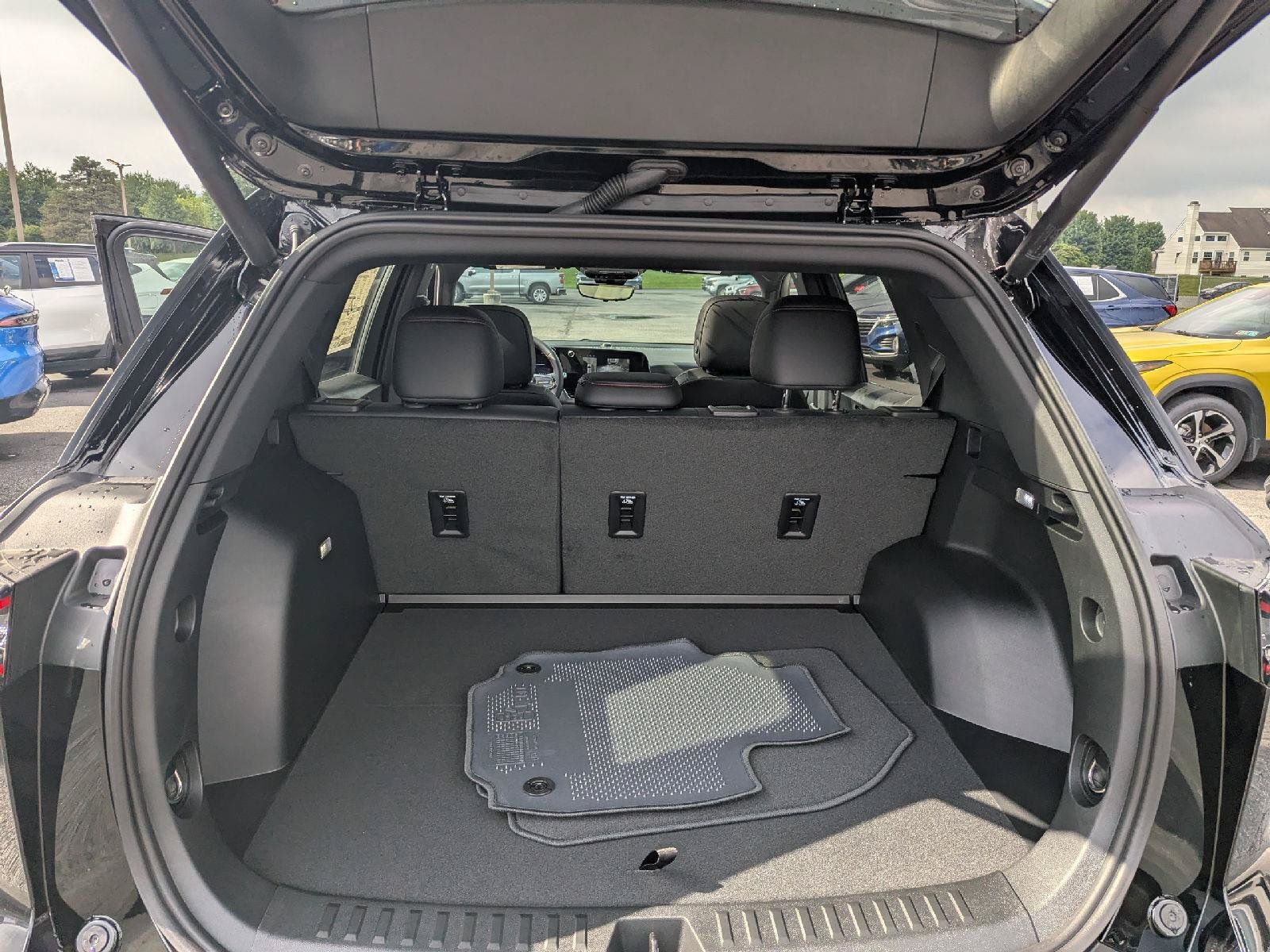 New 2027 Chevrolet Equinox RS w/ Safety and Technology Package AWD/4WD image 55