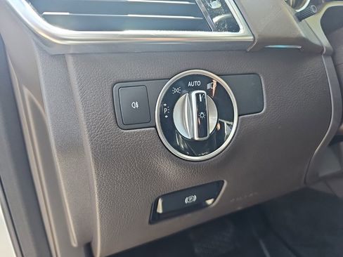 Used 2019 Mercedes-Benz GLS 450 4MATIC image 17