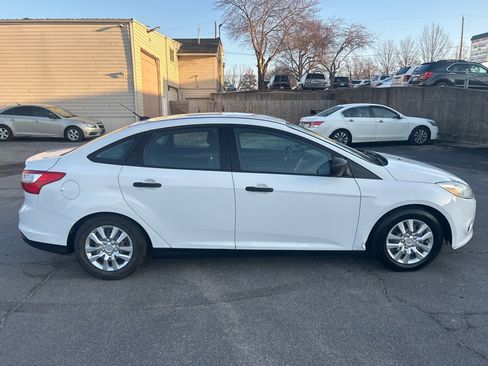 Used 2014 Ford Focus S image 5