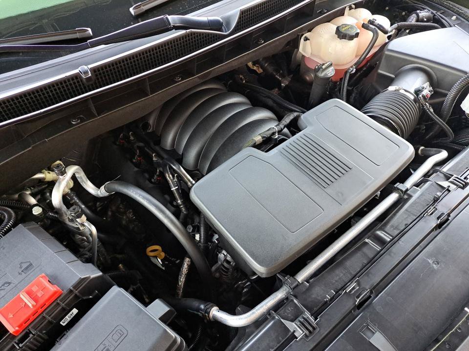 Certified 2025 Cadillac Escalade Sport Platinum w/ LPO, Floor Liner Package AWD/4WD image 23