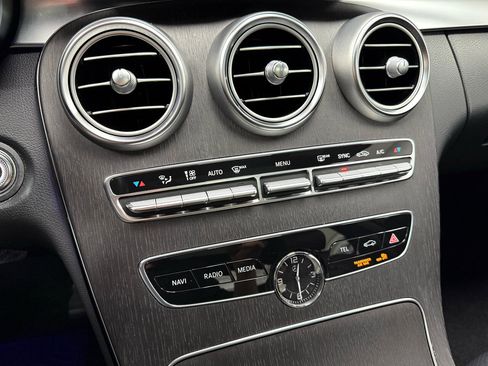 Used 2021 Mercedes-Benz C 300 4MATIC Sedan w/ Premium Package image 23