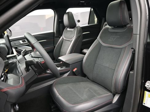 New 2026 Ford Explorer ST w/ Sun And Sound Package AWD/4WD image 15