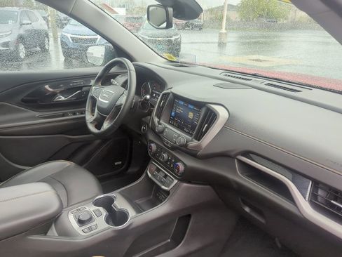 Certified 2024 GMC Terrain AT4 w/ Infotainment Package II AWD/4WD image 18