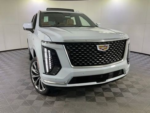 New 2026 Cadillac Escalade Luxury w/ Touring Package image 8