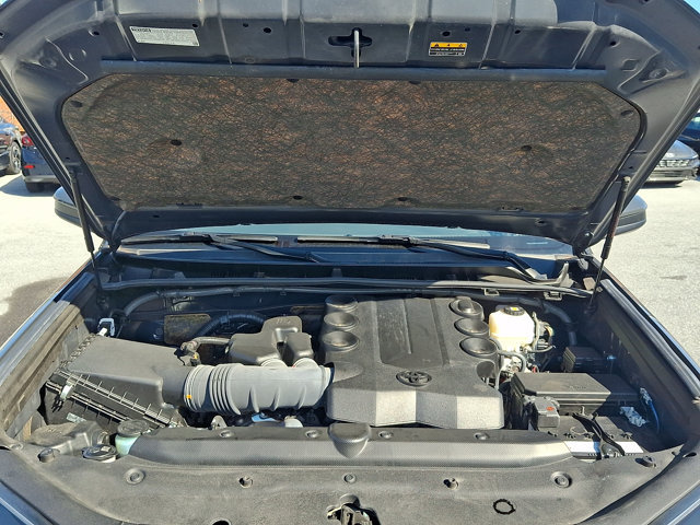 Used 2024 Toyota 4Runner SR5 AWD/4WD image 27