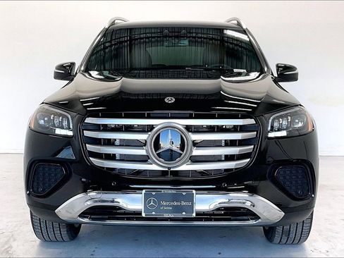 New 2026 Mercedes-Benz GLS 450 4MATIC image 3