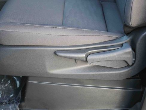 New 2026 Nissan Frontier S image 23