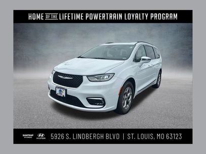 Used 2022 Chrysler Pacifica Limited