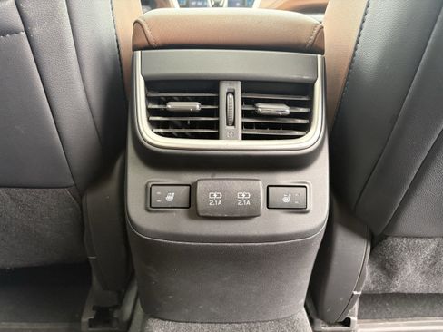 Used 2020 Subaru Outback Touring XT image 33