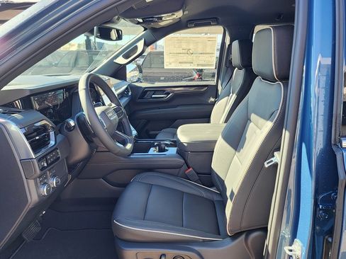 New 2026 GMC Yukon Elevation image 15