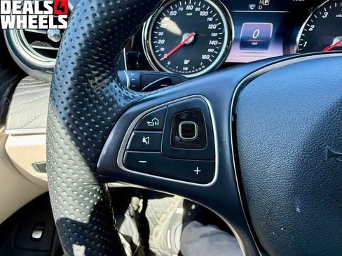 Used 2017 Mercedes-Benz E 300 4MATIC image 24