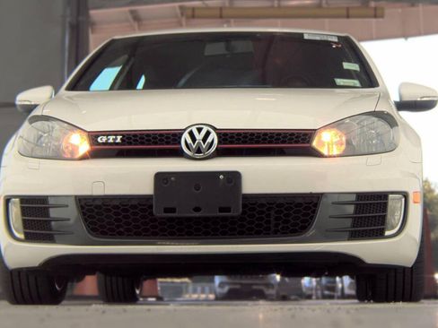 Used 2013 Volkswagen GTI 2-Door FWD image 22
