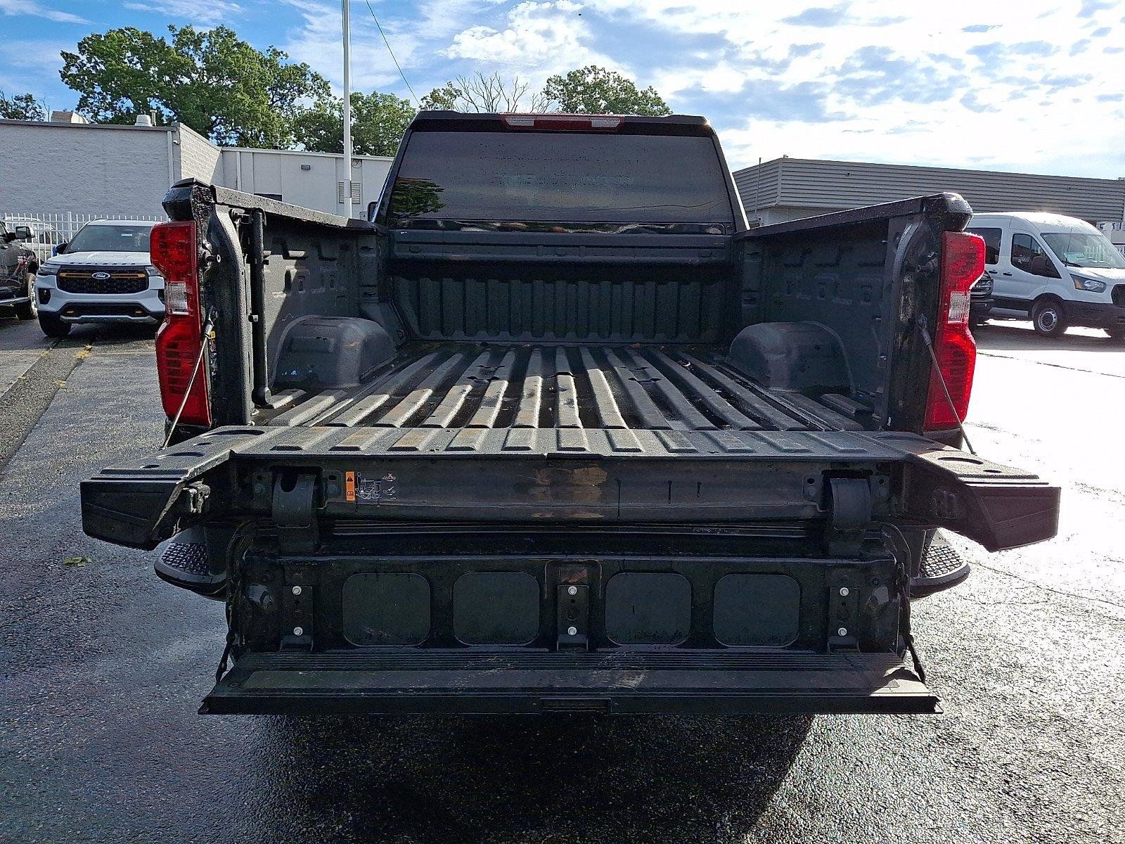 Used 2025 Chevrolet Silverado 2500 Custom w/ Custom Value Package AWD/4WD image 28