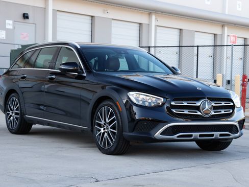 Used 2023 Mercedes-Benz E 450 4MATIC All-Terrain Wagon image 20