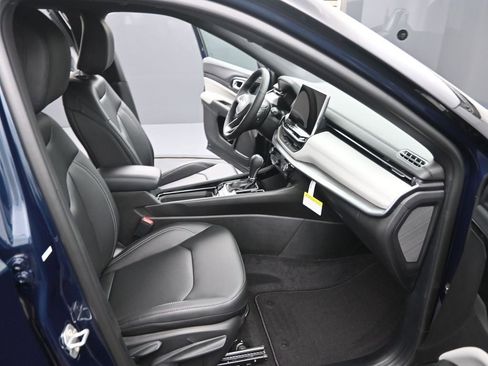 New 2026 Jeep Compass Limited image 18