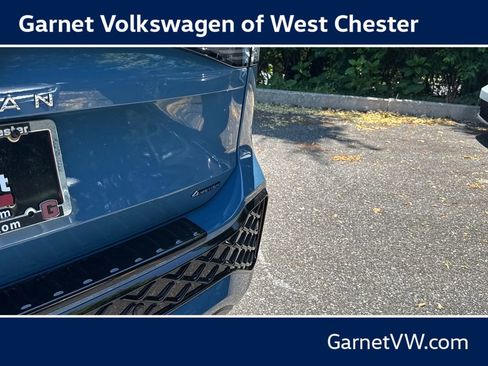 New 2026 Volkswagen Tiguan SEL R-Line AWD/4WD image 40