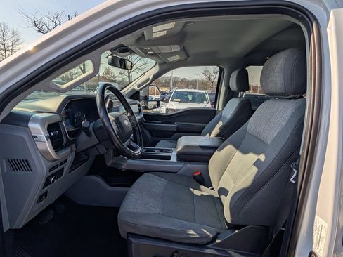 Certified 2021 Ford F150 XLT w/ Equipment Group 302A High image 13