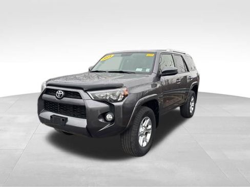Used 2018 Toyota 4Runner SR5 image 1