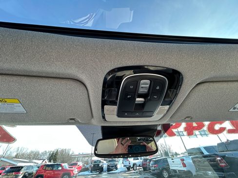 Used 2021 Hyundai Palisade Limited image 14