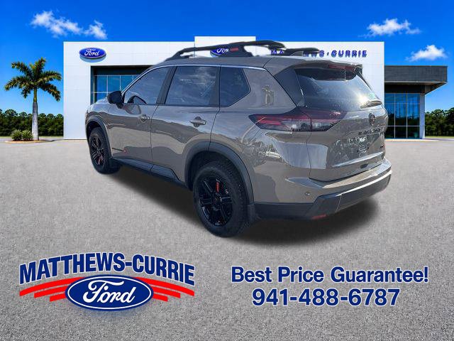 Used 2025 Nissan Rogue SV AWD/4WD image 6