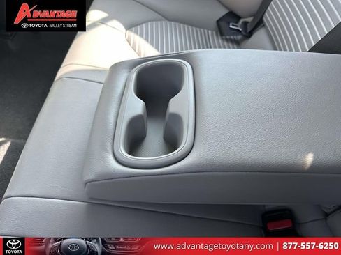 Used 2019 Toyota Camry SE w/ Convenience Package image 15