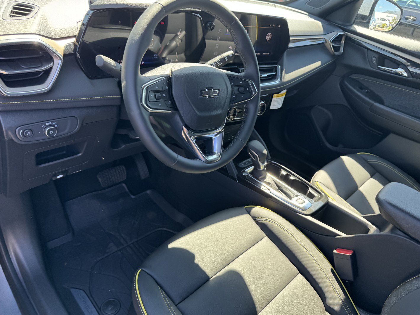 New 2026 Chevrolet TrailBlazer ACTIV w/ Convenience Package FWD image 13