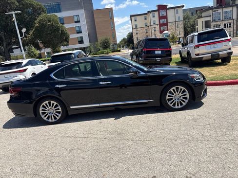 Used 2014 Lexus LS 460 w/ Comfort Package RWD image 6