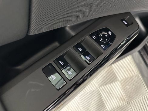 Used 2026 BMW X3 M50 w/ Premium Package image 8