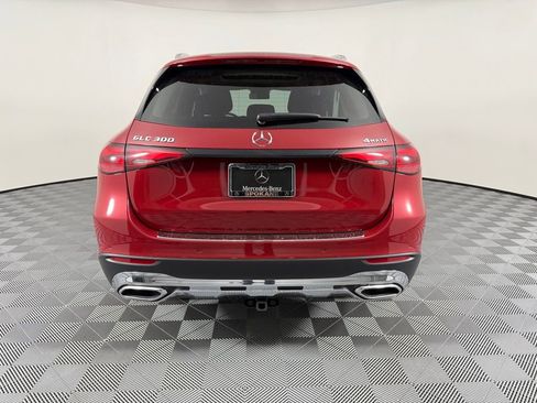 Used 2024 Mercedes-Benz GLC 300 4MATIC image 7