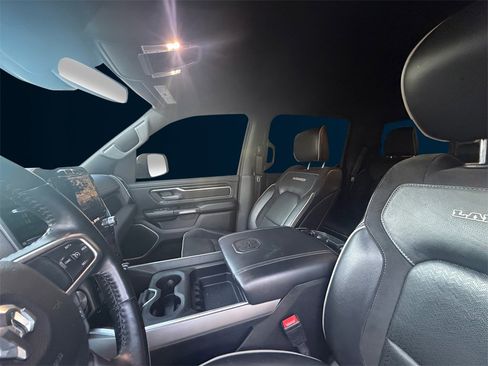 Used 2022 RAM 1500 Laramie w/ Sport Appearance Package image 10