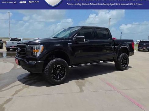 Used 2022 Ford F150 XLT w/ Equipment Group 302A High RWD image 4