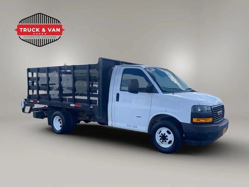 Used 2019 GMC Savana 3500 RWD image 7
