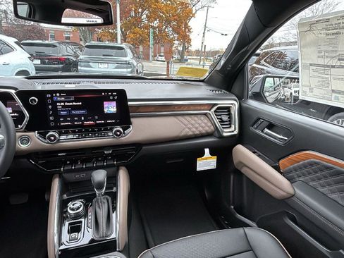 New 2026 GMC Canyon Denali image 28