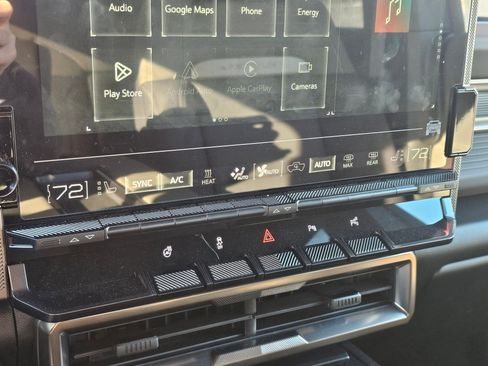 New 2025 GMC Hummer EV 2X image 23