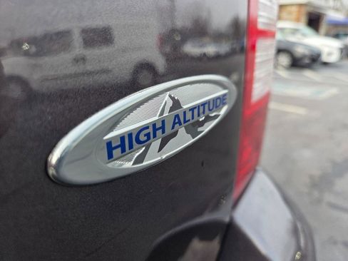 Used 2015 Jeep Patriot High Altitude image 9