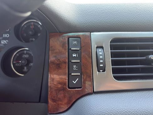 Used 2007 Chevrolet Tahoe LT w/ LT Preferred Equipment Group AWD/4WD image 35