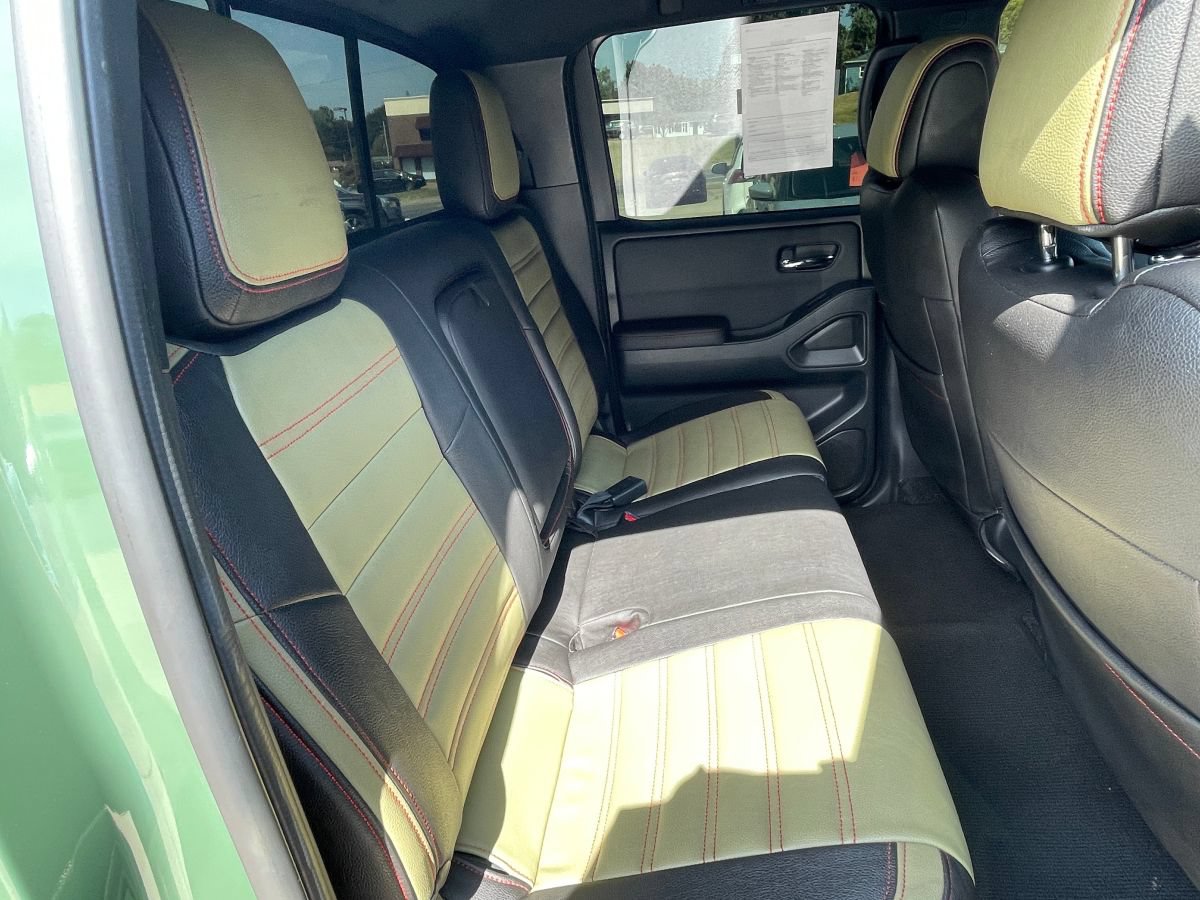 Used 2022 Nissan Frontier Pro-X RWD image 14