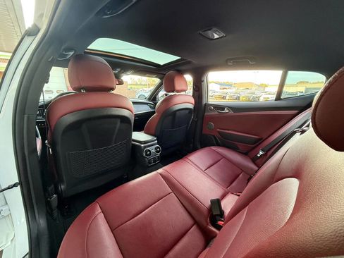 Used 2019 Kia Stinger GT1 image 14