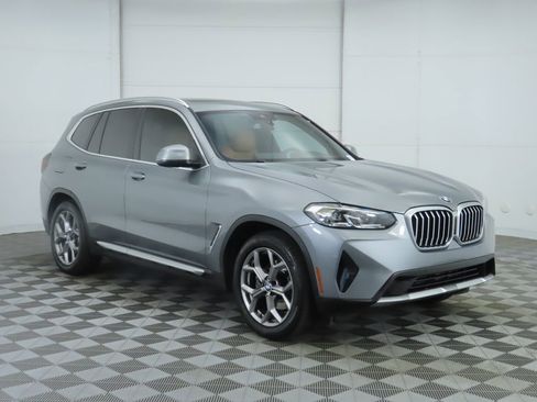 Certified 2023 BMW X3 xDrive30i w/ Premium Package image 3