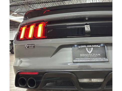 Used 2018 Ford Mustang Shelby GT350 RWD image 16