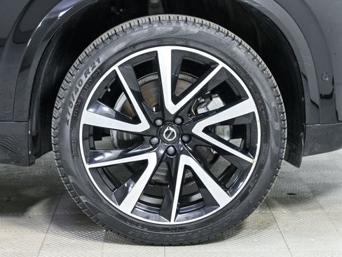 Used 2023 Volvo XC90 B6 Plus AWD/4WD image 41