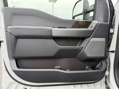 New 2026 Ford F350 Lariat w/ Tremor Off-Road Package image 14